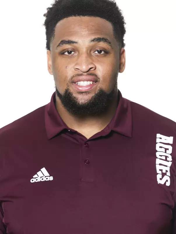 COLLEGE STATION, TX - June 02, 2022 - Layden Robinson during football headshots in College Station, TX. Photo By Brendall O'Banon/Texas A&M Athletics