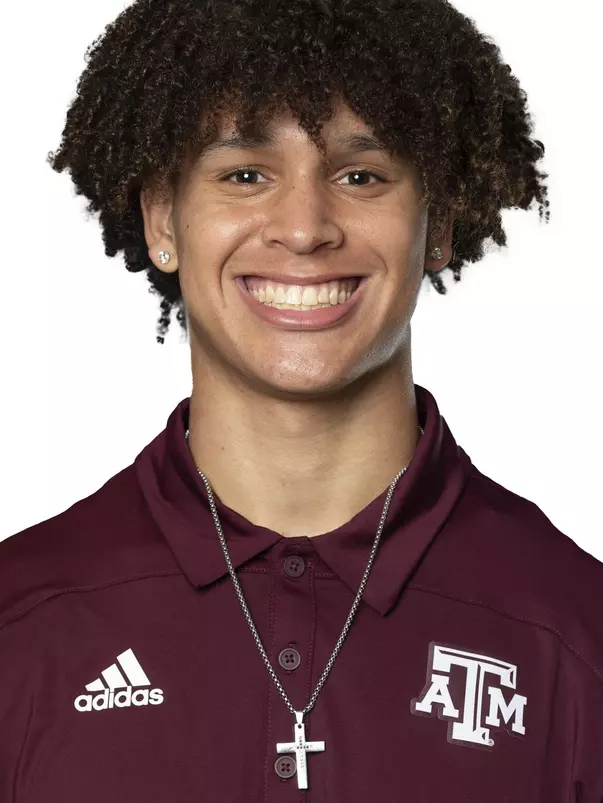 COLLEGE STATION, TX - MARCH 10, 2021 - Eli Stowers during football rookie headshots in College Station, TX. Photo By Craig Bisacre/Texas A&M Athletics