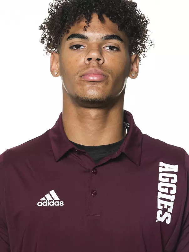 COLLEGE STATION, TX - June 02, 2022 - Noah Thomas during football headshots in College Station, TX. Photo By Brendall O'Banon/Texas A&M Athletics