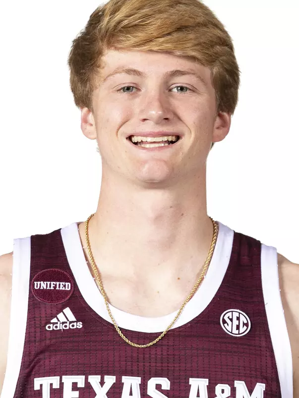 COLLEGE STATION, TX - July 20, 2022 - Hayden Hefner during Texas A&M Aggies Men's Basketball photo day in College Station, TX. Photo By Brendall O'Banon/Texas A&M Athletics
