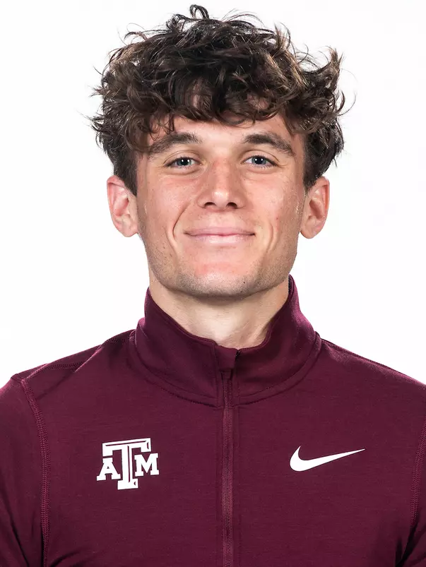 COLLEGE STATION, TX - August 18, 2022 - Cooper Cawthra during Texas A&M Aggies Cross Country photo day in College Station, TX. Photo By Craig Bisacre/Texas A&M Athletics