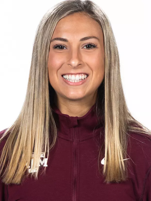 COLLEGE STATION, TX - August 18, 2022 - Emma Ellis during Texas A&M Aggies Cross Country photo day in College Station, TX. Photo By Craig Bisacre/Texas A&M Athletics