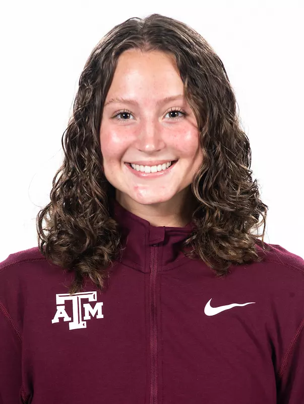 COLLEGE STATION, TX - August 18, 2022 - Kennady Fontenot during Texas A&M Aggies Cross Country photo day in College Station, TX. Photo By Craig Bisacre/Texas A&M Athletics