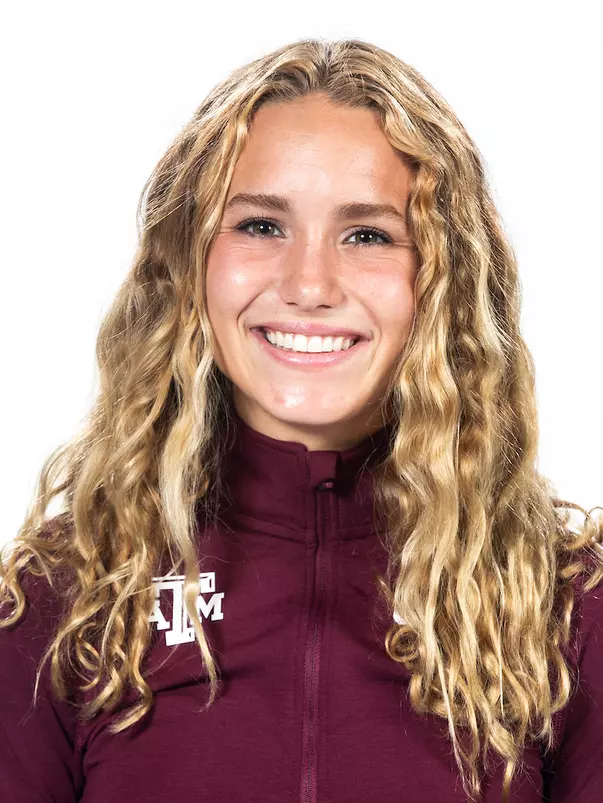 COLLEGE STATION, TX - August 18, 2022 - Deirdre Nelson during Texas A&M Aggies Cross Country photo day in College Station, TX. Photo By Craig Bisacre/Texas A&M Athletics