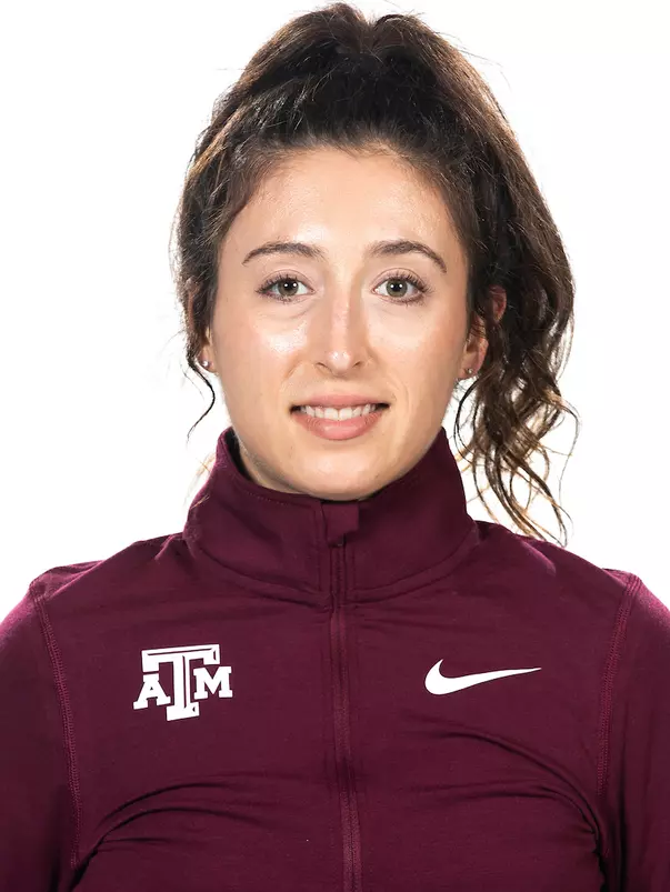 COLLEGE STATION, TX - August 18, 2022 - Tatum Shelton during Texas A&M Aggies Cross Country photo day in College Station, TX. Photo By Craig Bisacre/Texas A&M Athletics