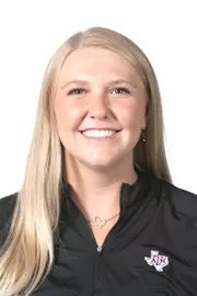 COLLEGE STATION, TX - August 30, 2022 -Hailee Cooper of the Texas A&M Aggies during Texas A&M Aggies Women's Golf photo day in College Station, TX. Photo By Rachel Mahan/Texas A&M Athletics