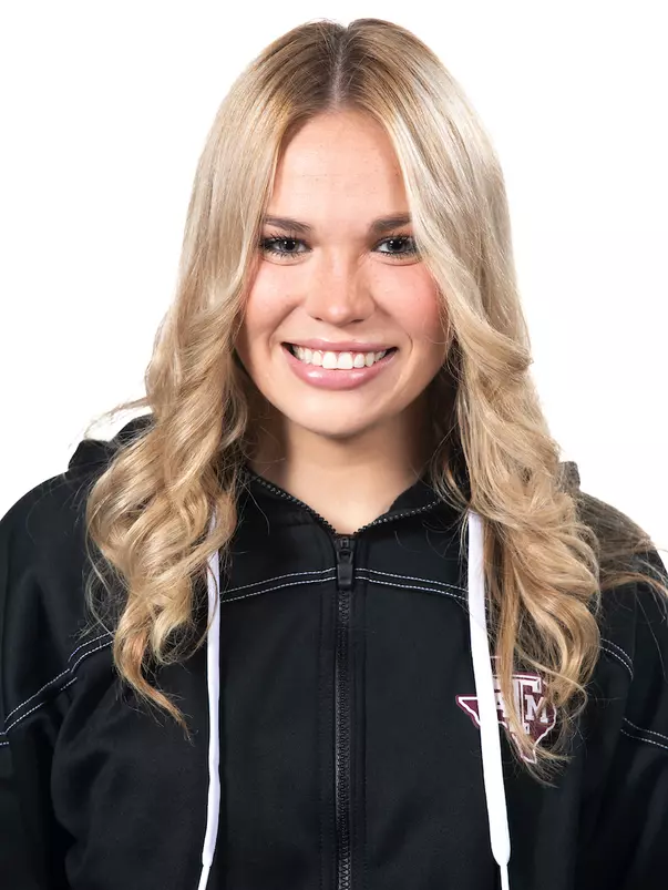 COLLEGE STATION, TX - September 08, 2022 - Payton Props during Texas A&M Aggies Swimming & Diving photo day in College Station, TX. Photo By Evan Pilat/Texas A&M Athletics