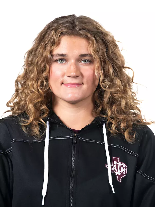 COLLEGE STATION, TX - September 08, 2022 - Sydney Roycraft during Texas A&M Aggies Swimming & Diving photo day in College Station, TX. Photo By Evan Pilat/Texas A&M Athletics