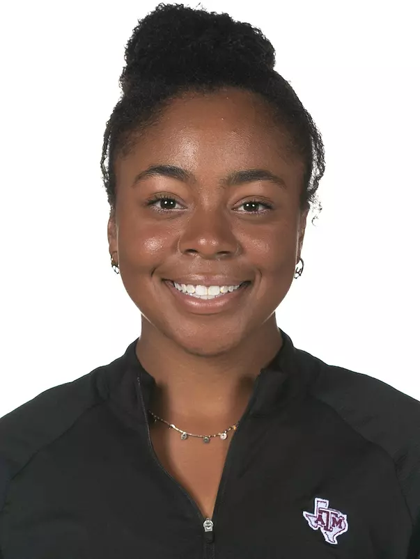 COLLEGE STATION, TX - August 30, 2022 - Zoe Slaughter of the Texas A&M Aggies during Texas A&M Aggies Women's Golf photo day in College Station, TX. Photo By Rachel Mahan/Texas A&M Athletics