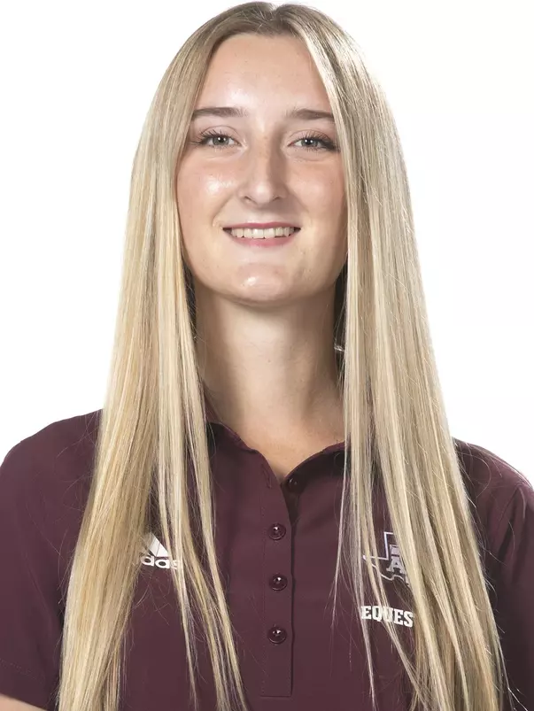 COLLEGE STATION, TX - August 23, 2022 - Ellie Gerbrandt during Texas A&M Aggies Equestrian headshot day in College Station, TX. Photo By Aiden Shertzer/Texas A&M Athletics