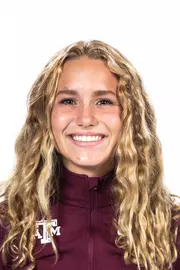 Dierdre Nelsen Track & Field Headshot