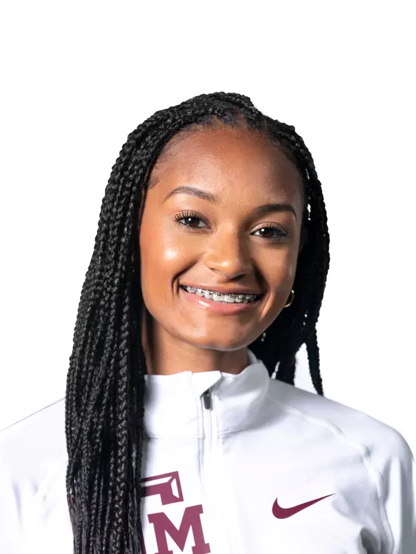 Mikenna Robinson Track & Field Headshot