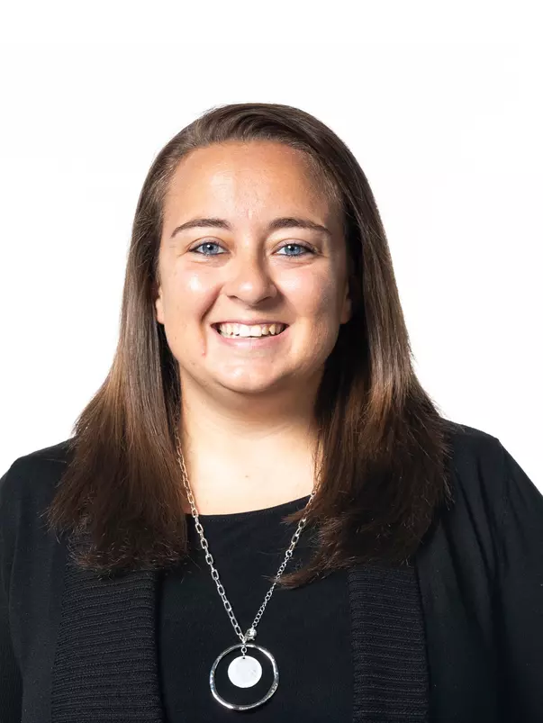 Christina Richardson Head Shot 2021-22