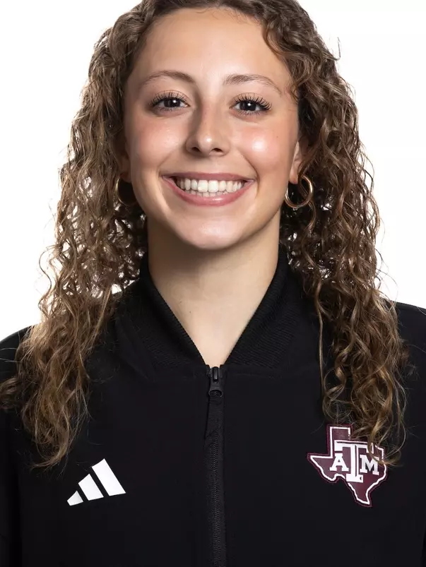 Emma Guglielmello headshots