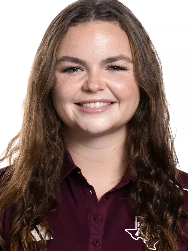 Ella Petak Head Shot