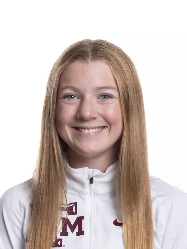 Maddie Jones Head Shot