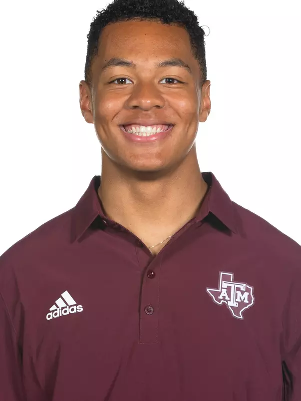 Isaiah Willis Head Shot