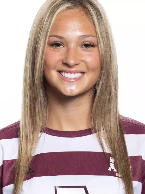 COLLEGE STATION, TX - July 20, 2023 - Midfielder Sydney Becerra #7 of the Texas A&M Aggies during Texas A&M Aggies Soccer photo day in College Station, TX. Photo By Ethan Mito/Texas A&M Athletics