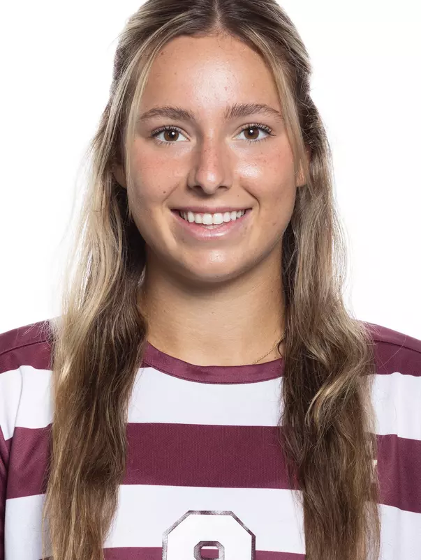COLLEGE STATION, TX - July 20, 2023 - Midfielder Taylor Pounds #9 of the Texas A&M Aggies during Texas A&M Aggies Soccer photo day in College Station, TX. Photo By Ethan Mito/Texas A&M Athletics