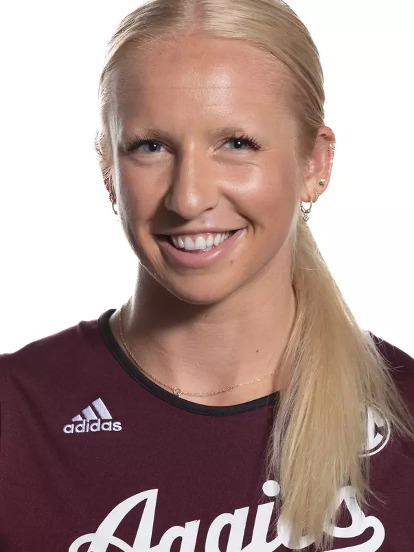 Lauren Hogan Head Shot