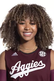 Alayna Pearson Head Shot