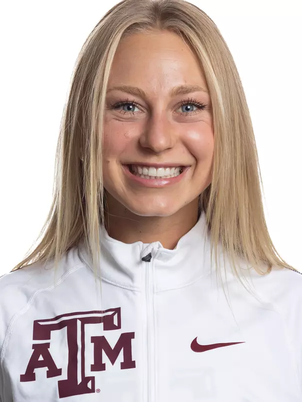 Maddie Livingston Head Shot