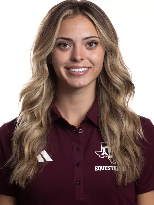 COLLEGE STATION, TX - August 16, 2023 - Rylee Shufelt of the Texas A&M Aggies during Texas A&M Aggies Equestrian photo day in College Station, TX. Photo By Wesley Bowers/Texas A&M Athletics