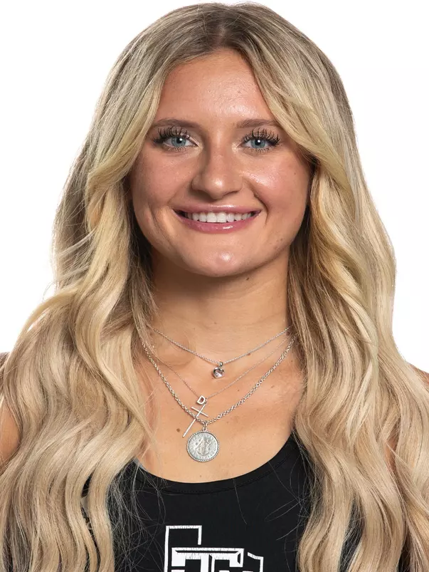 Daria Smetannikov Head Shot