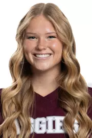 Shaylee Ackerman Head Shot