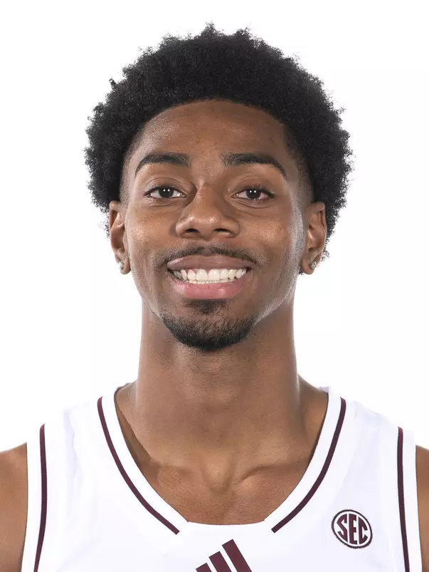 Jaelyn Lee Head Shot