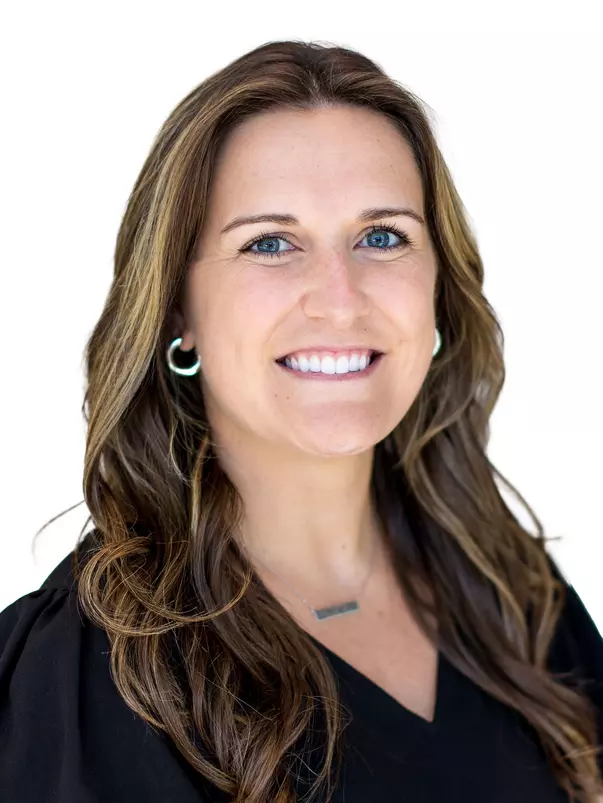 Karlie Abbott Head Shot