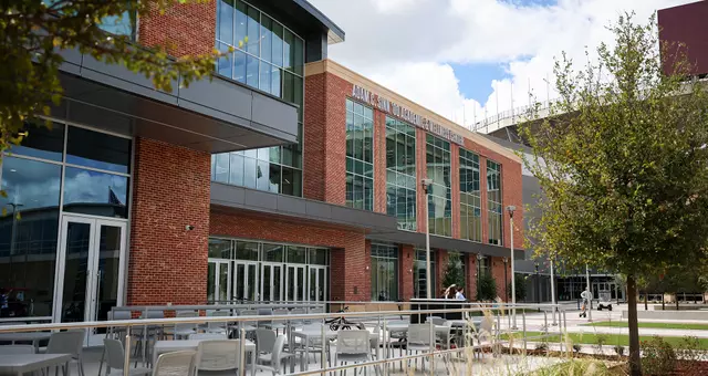 Sinn Academic and Wellness Center - Exterior