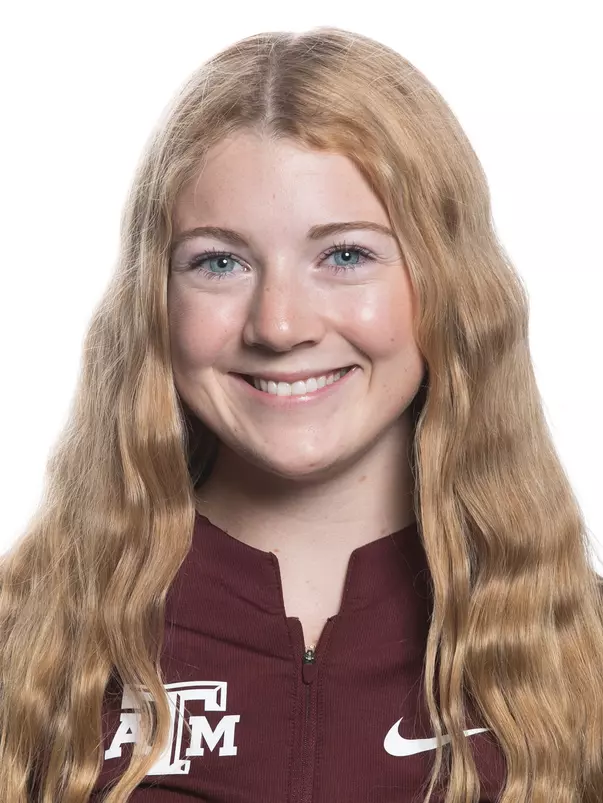 Maddie Jones Head Shot