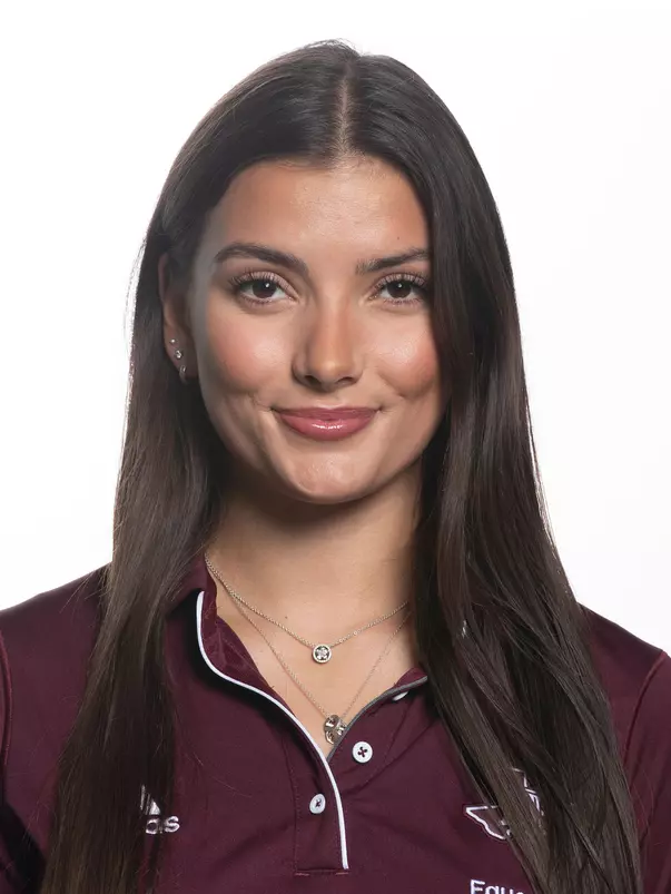 Hanna Olaussen Head Shot