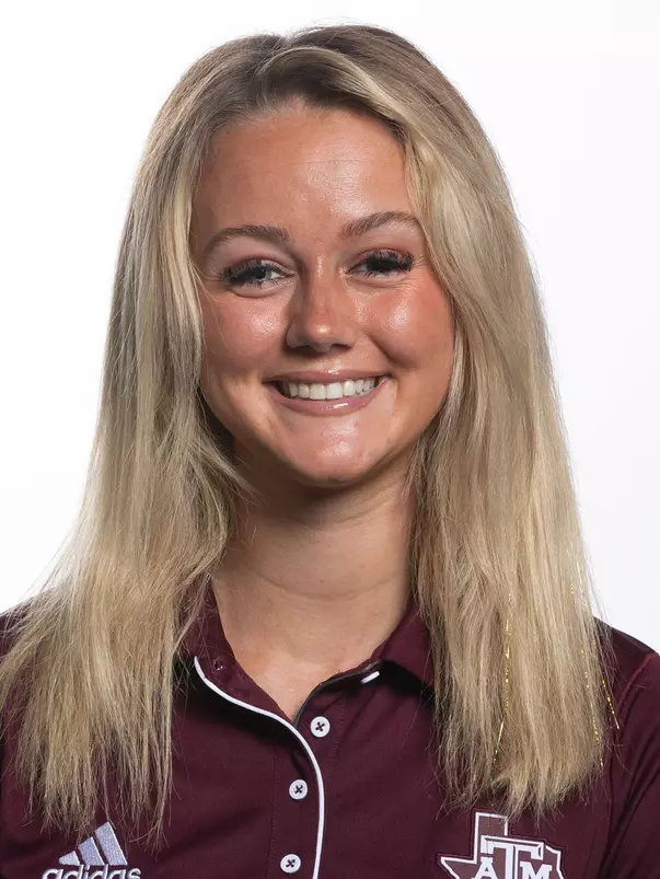 Moriah McQueen Head Shot