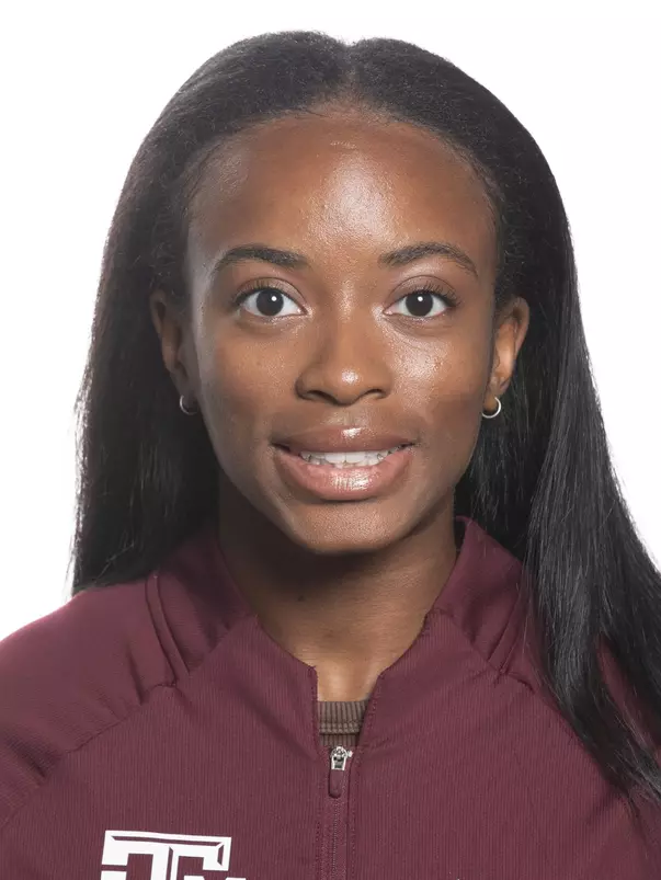 Kennedy Wade Head Shot