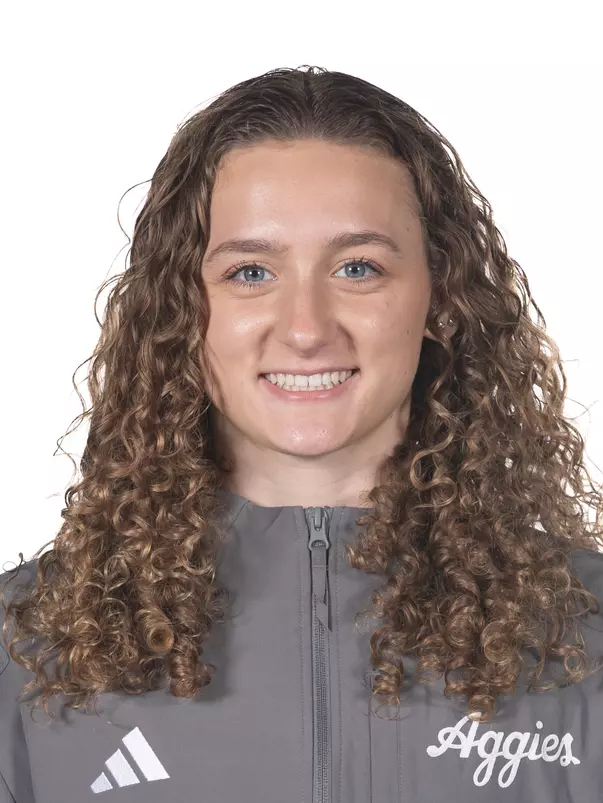 Kailey Kennedy Head Shot