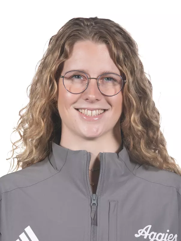 Kaitlyn Owens Head Shot