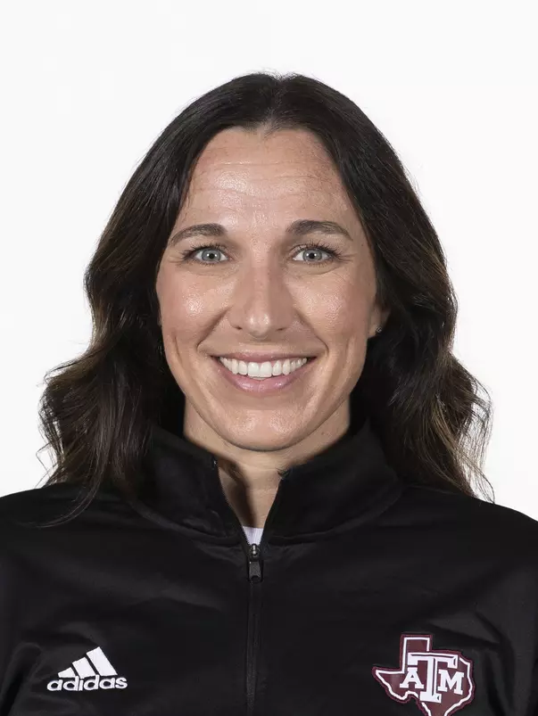 Lindsey Walton Head Shot