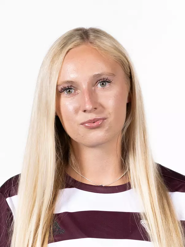 Savannah Hutchins Head Shot