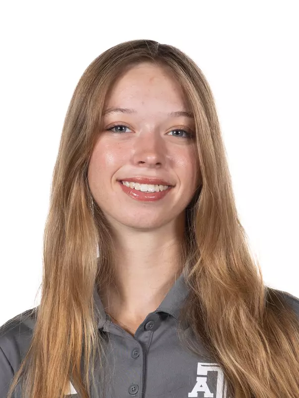 McKayla Brombach Head Shot