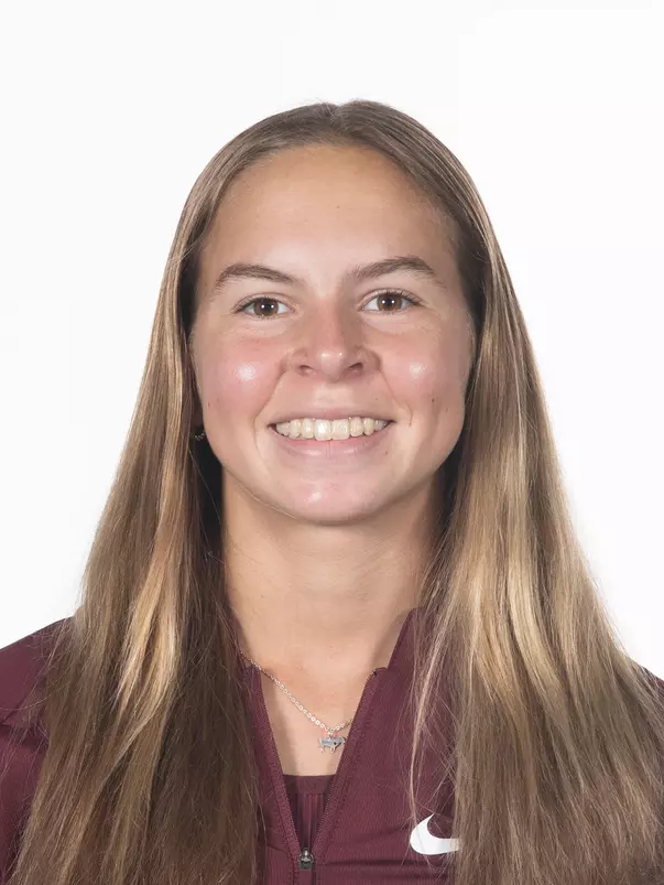 Staucie Lees Head Shot