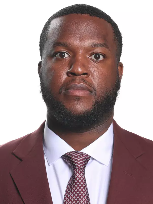 Malik Davis Headshot