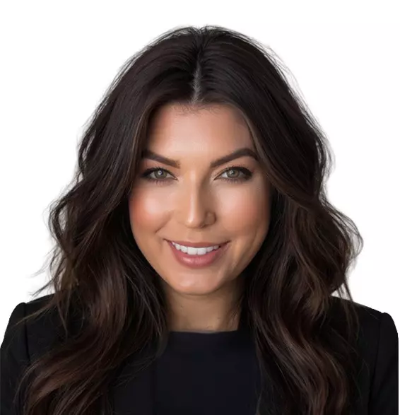 Carly Fancher Headshot