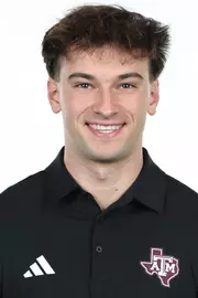 Shea Freibaum Headshot