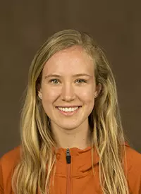 2017-18 Lauren Edwards headshot