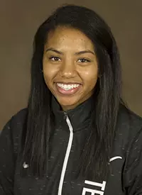 Cyera Hintzen 2017 Headshot