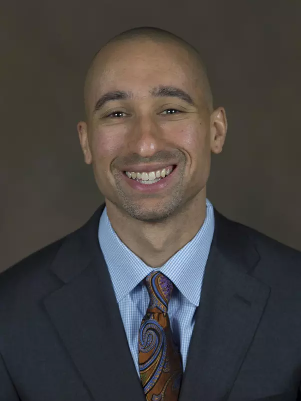 Shaka Smart head shot