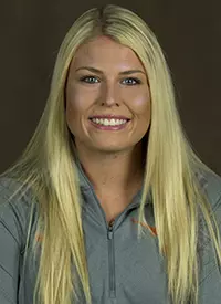 Taylor Ellsworth 2019-20 Headshot