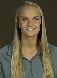 Alyssa Popelka 2019-20 Headshot